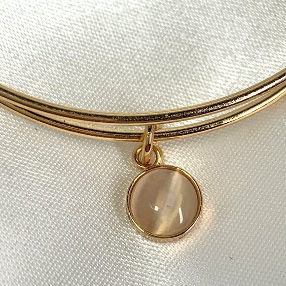 Rose Quartz Charm Bracelet Gold Finish - Expands 2"- 3.5" - Picture 3 of 4